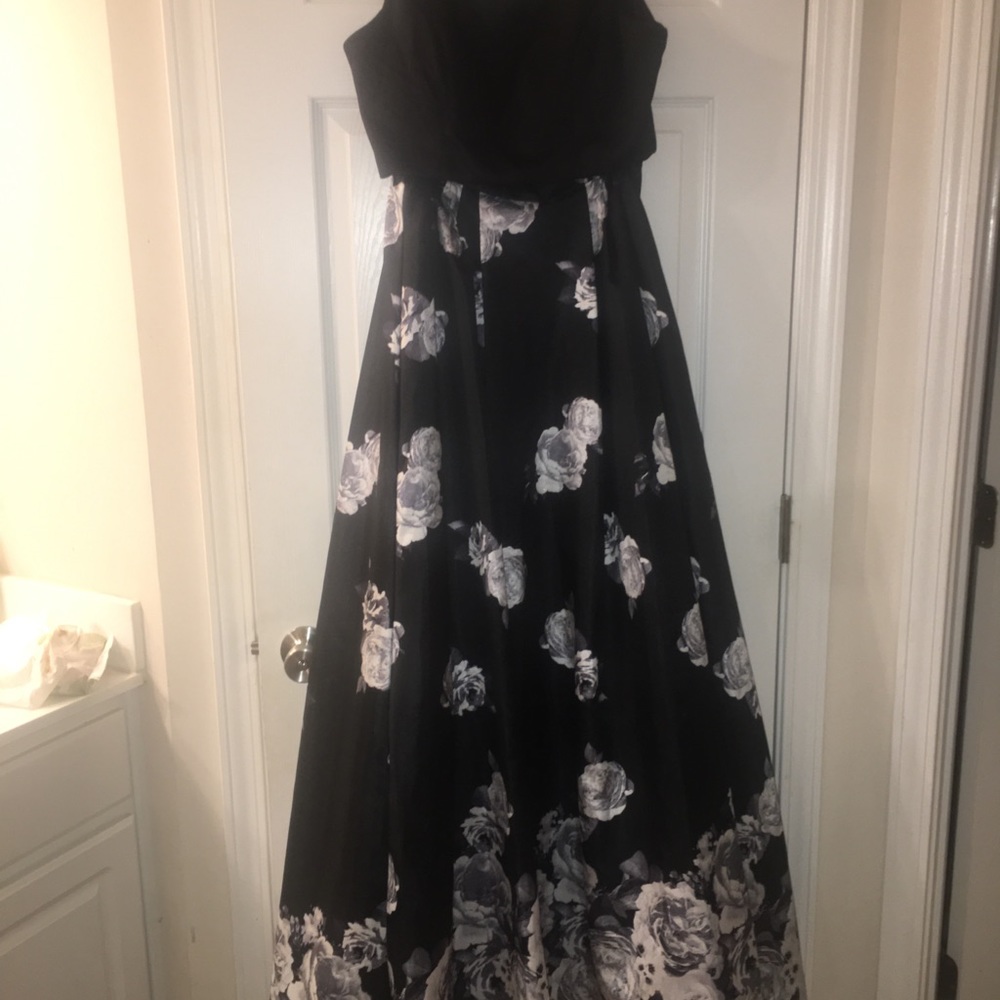 Black and white 2 piece formal dress